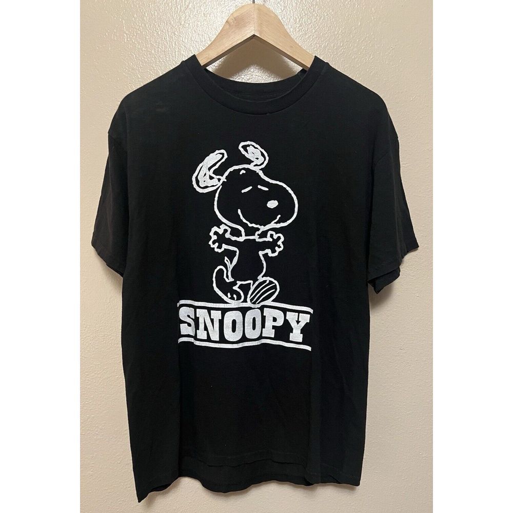 Peanuts Snoopy Cotton Black White Graphic Tee T-Shirt Short Sleeve Adult Size M